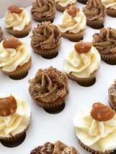 Load image into Gallery viewer, Mini cupcakes
